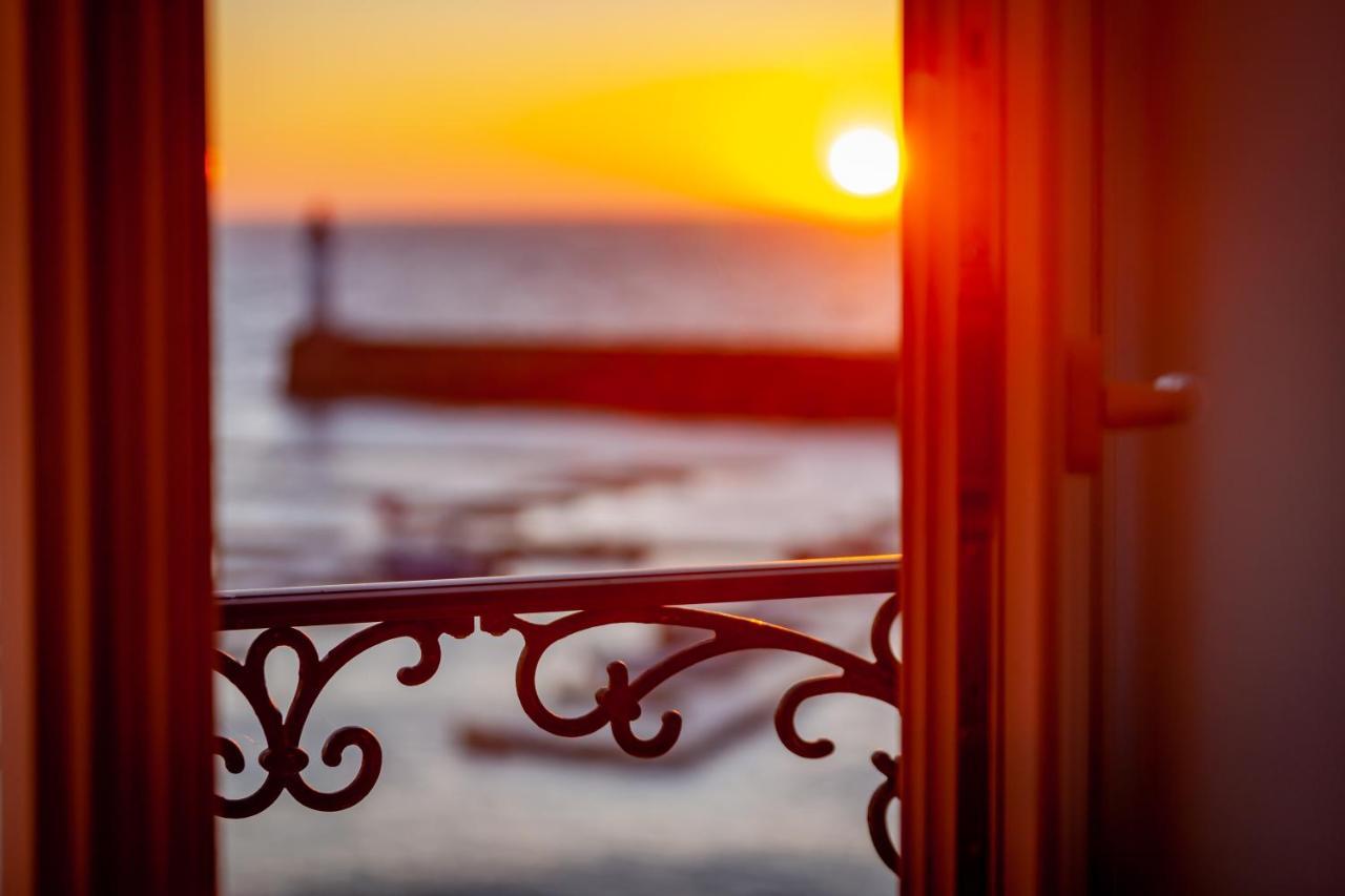 Hotel Atlantique Льо Пале Екстериор снимка